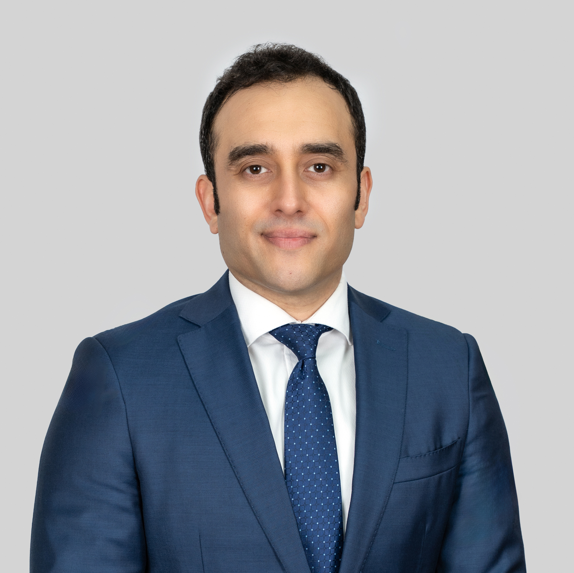 Jorge Bustamante, abogado migratorio